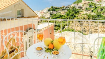 Apartment, Balkon, Stadtblick | Blick vom Balkon