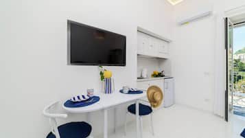 Apartment, Balkon, Stadtblick | Innenbereich