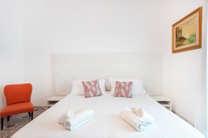 Deluxe Apartment, Patio, Garden View - YourHome - Casa Vittoria (Meta)