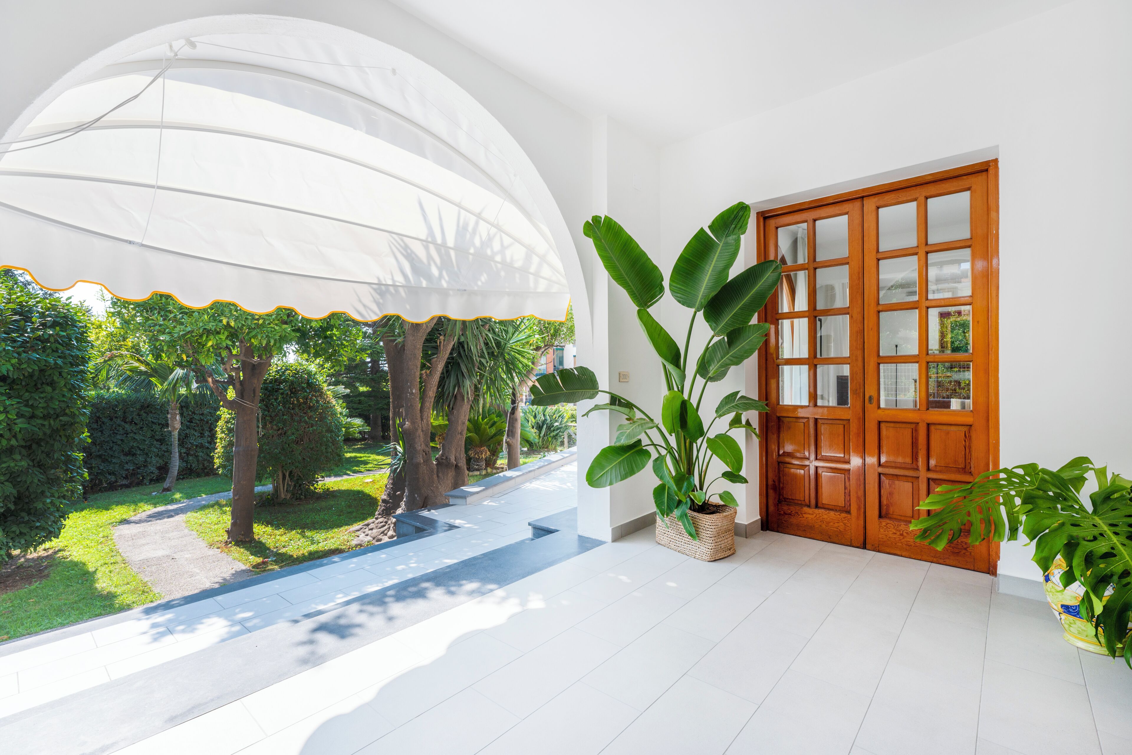 Deluxe Apartment, Patio, Garden View | Garden view