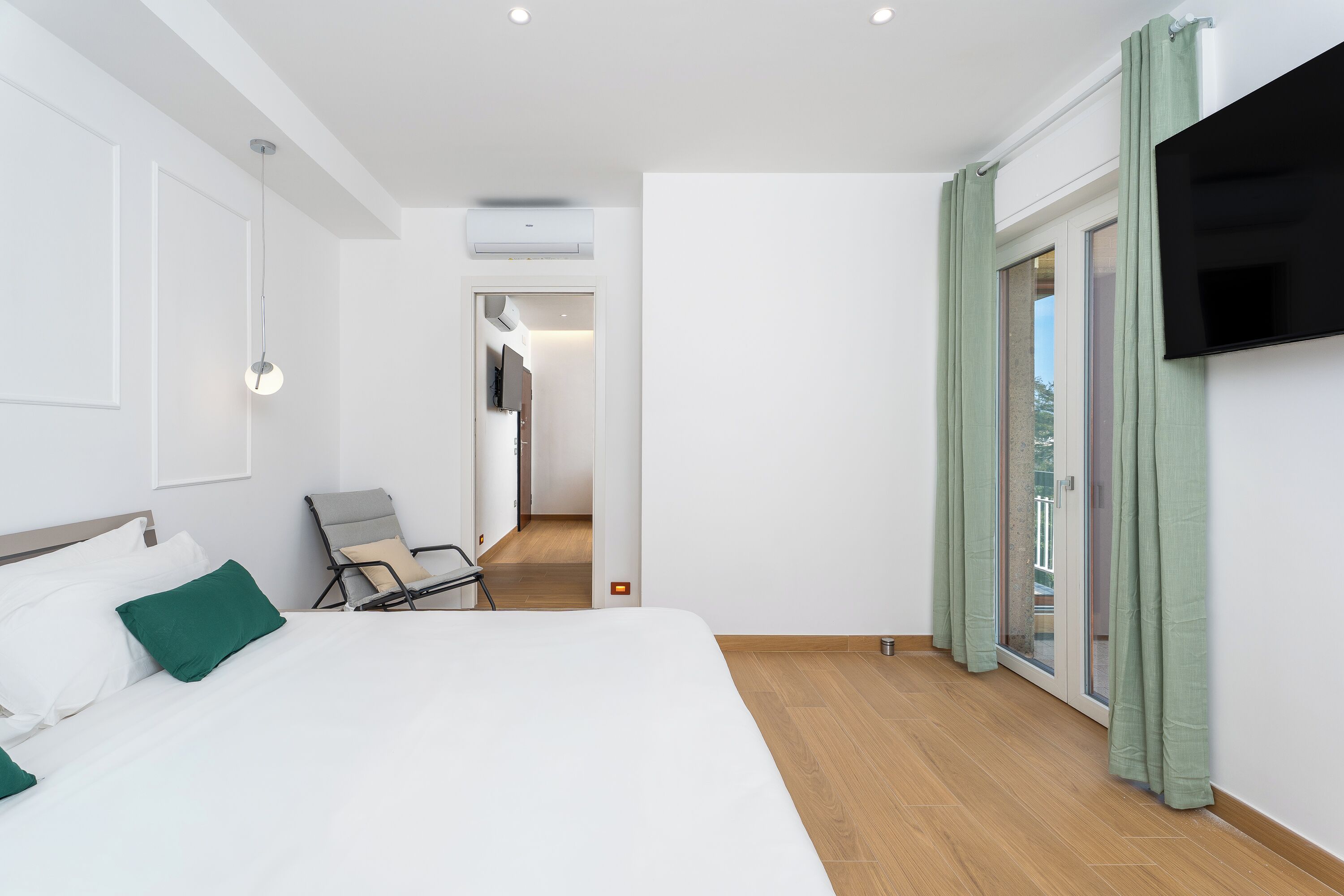 Apartment, Balcony, City View | Iron/ironing board, free WiFi