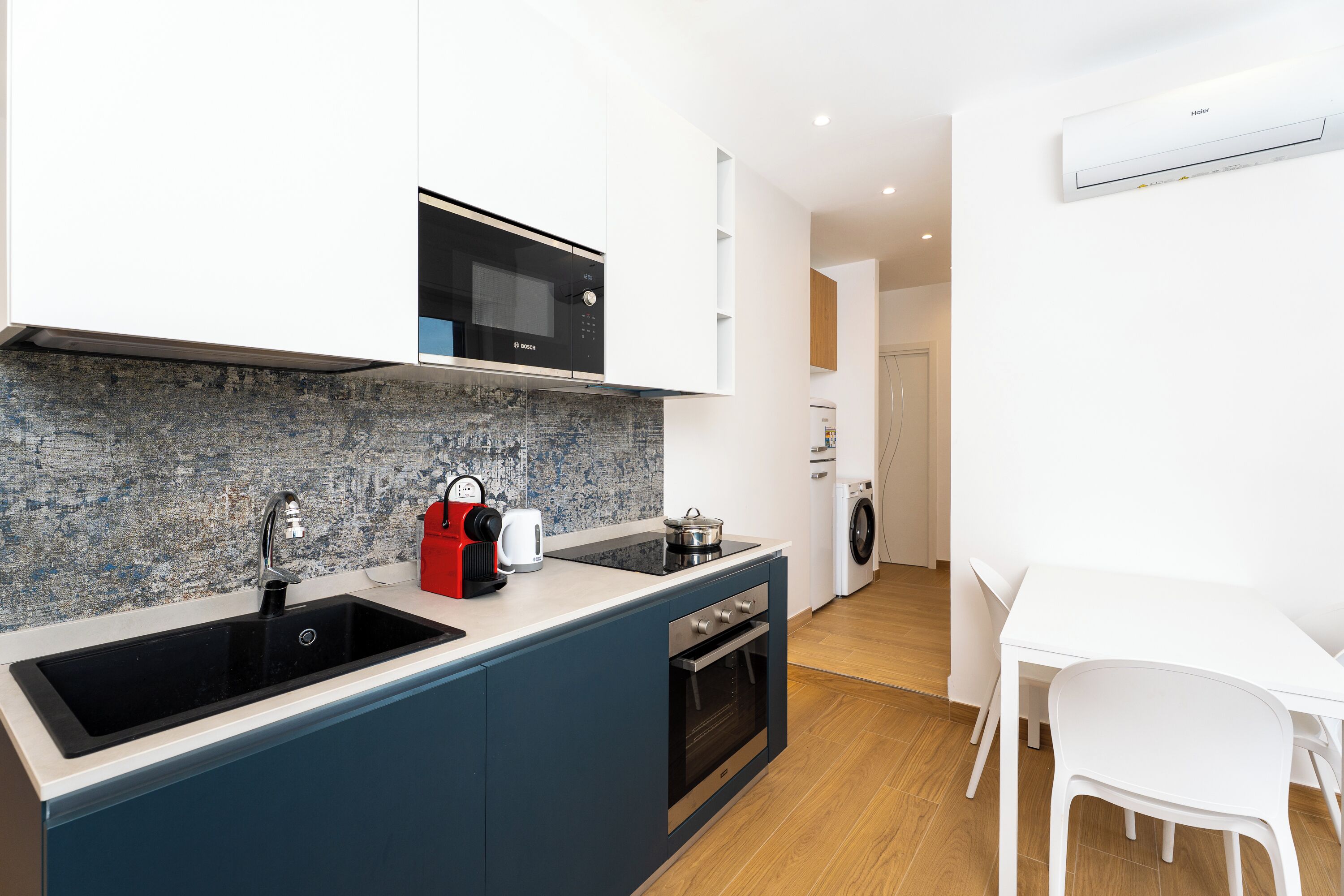 Apartamento, 2 habitaciones, balcón | Cocina privada