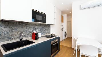 Appartamento, 2 camere da letto, balcone | Cucina privata