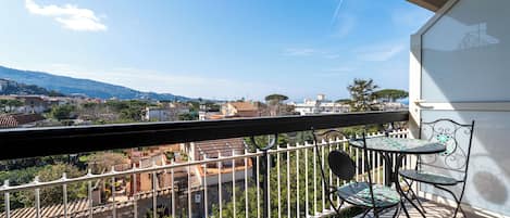Apartamento, sacada, vista para a cidade | Vista para a cidade