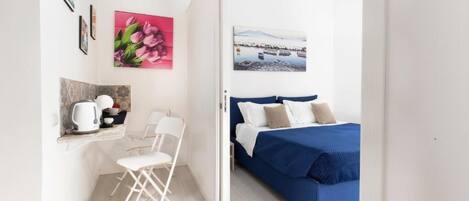 City Apartment, 2 Bedrooms | Free WiFi