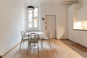 Dining - Bright and comfortable 49 square meters apartment, perfect for four people, located on the first floor of a tenement building (NO elevator).The property is located in a lively area with excellent connections to both the city center and the Centrale and G (Milan)