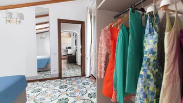 Attico, vista mare parziale