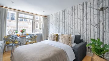 Căn hộ trung tâm thành phố, 1 giường đôi và sofa giường, không hút thuốc, quang cảnh thành phố