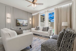 TV, fireplace, DVD player, stereo - Themed 4Bd Private Pool   Resort Lazy River 4908 (Kissimmee)