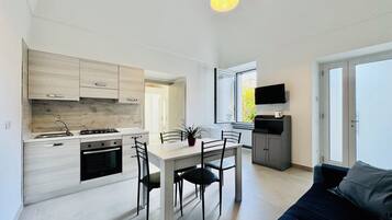 Apartment, 1 Bedroom | Private kitchen | Fridge, oven, stovetop, espresso maker