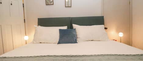 2 bedrooms, free WiFi, individually decorated, individually furnished
