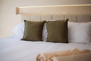 WiFi, bed sheets - Luxury Jungle Studio with Shared Pool (Tulum)
