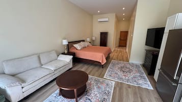 1 chambre, fer et planche Ă repasser, Wi-Fi, draps fournis