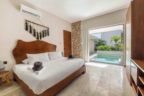 8 bedrooms, iron/ironing board, WiFi, bed sheets - Rare 8BR Dual Villa Getaway with 4 private Pools (Tulum)