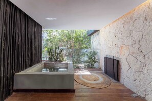 Spa - Black House | Spacious 3BR Retreat in Aldea Zama (Tulum)