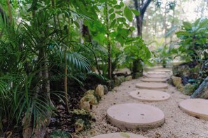 Property grounds - Stylish 3BR  Ahal Villa with Pool in Holistika Tulum (Tulum)
