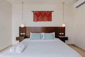 3 bedrooms, iron/ironing board, WiFi, bed sheets - Luxury Penthouse Private Rooftop Pool Concierge (Tulum)