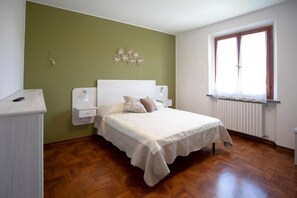 Triple Room, Garden View | Free WiFi