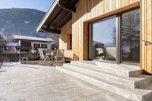 Dorfchalet, garden & sauna