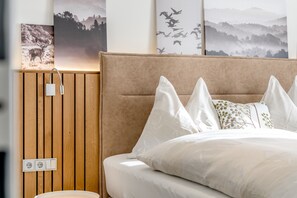 3 chambres, fer et planche à repasser, lit parapluie, Wi-Fi gratuit
