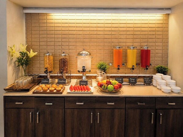 Daily buffet breakfast for a fee - ECKO Hotel Nashik (Nashik)