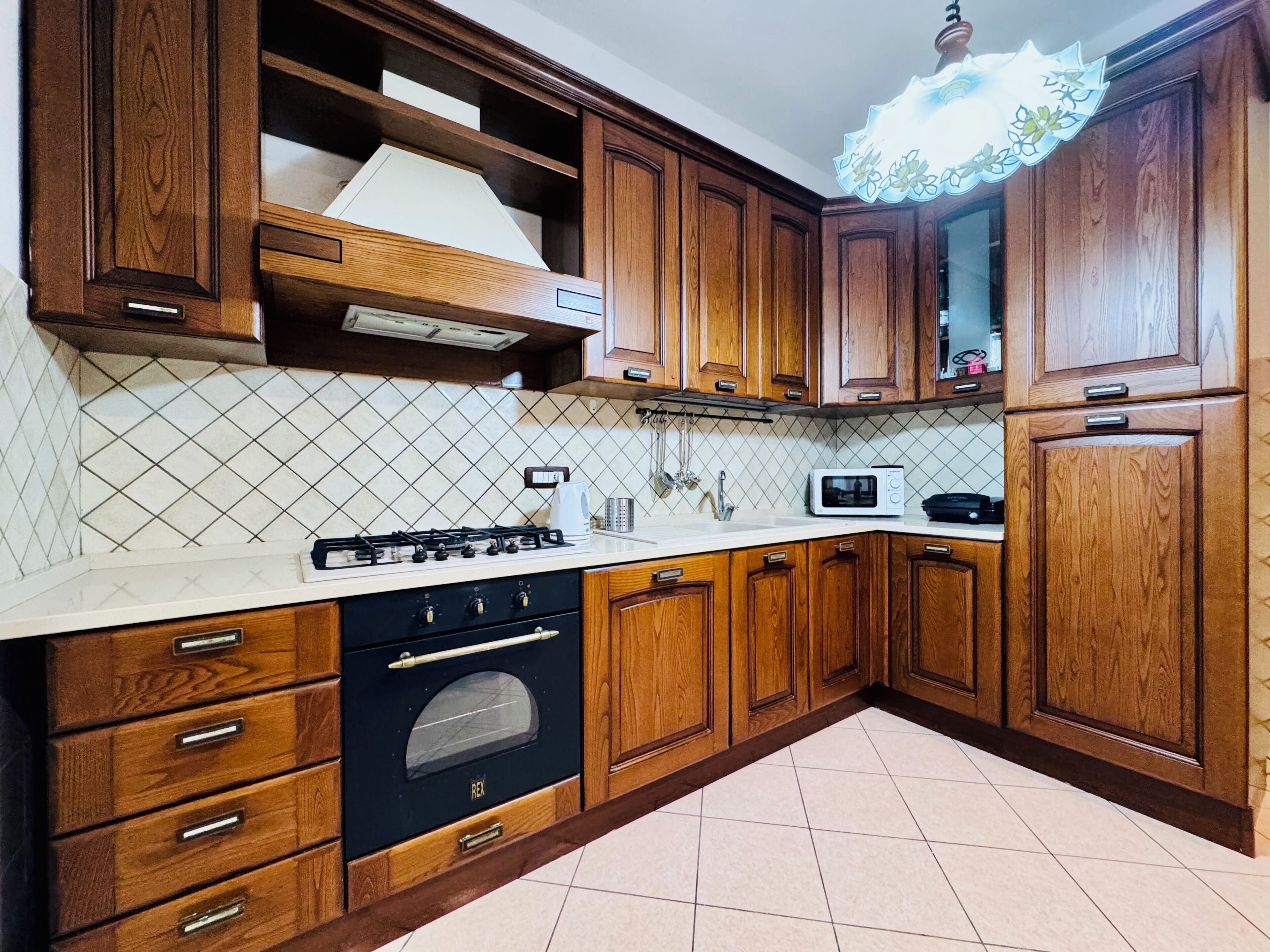 Apartment, 2 Bedrooms | Private kitchen