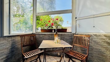 Appartement, 2 chambres | Vue sur le jardin