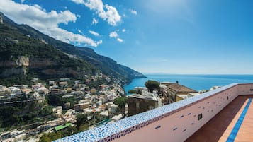 Apartment, 2 Bedrooms, Sea View | Terrace/patio