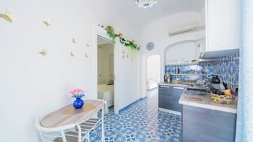 Apartment, 2 Bedrooms, Sea View | Interior