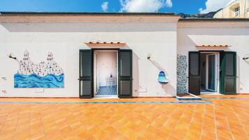 Appartement, 2 chambres, vue mer | Extérieur