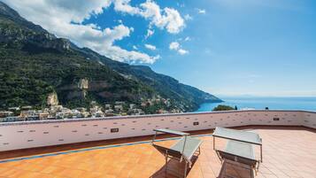 Apartment, 2 Bedrooms, Sea View | Terrace/patio
