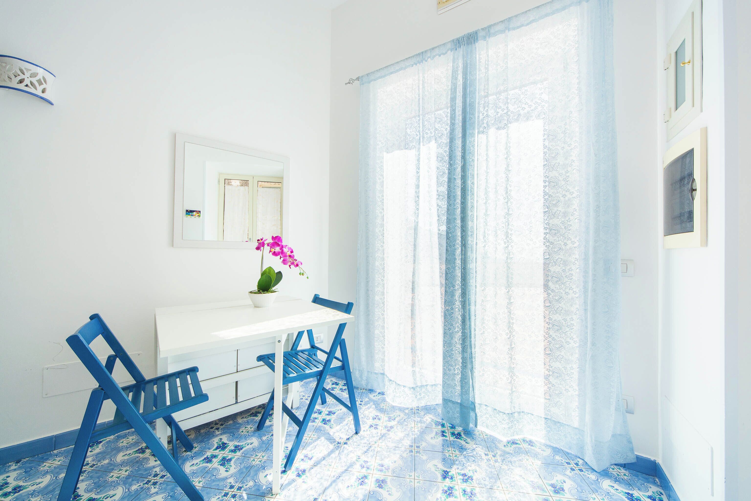 Apartment, 2 Bedrooms, Sea View | Dining