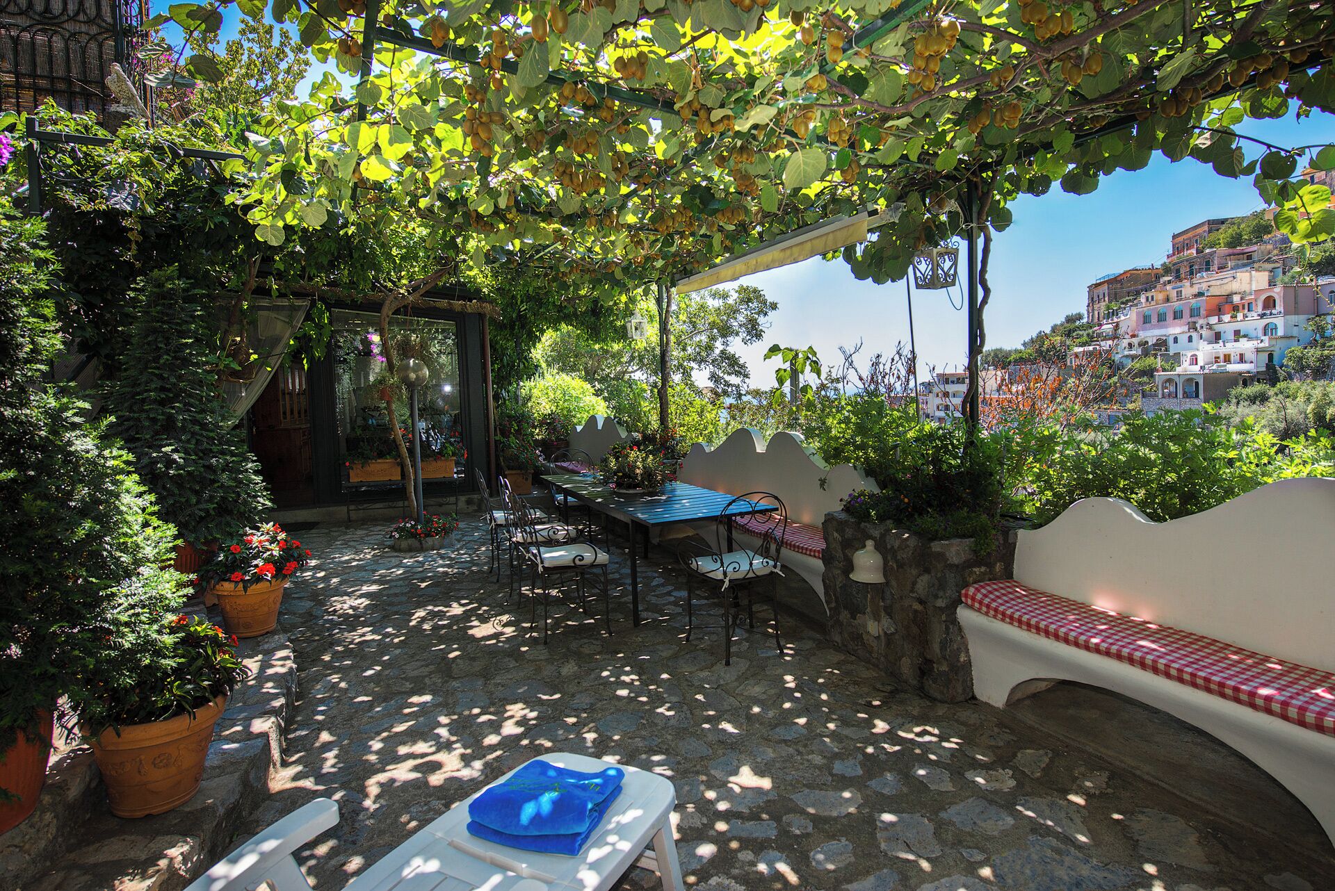 Apartment, 2 Bedrooms, Garden View | Terrace/patio