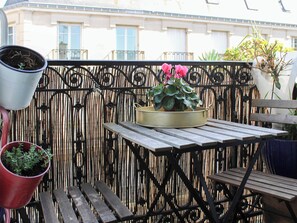 Property grounds - Bright 35m² apartment with sunny balcony in Paris (Paris)