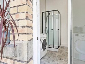 Interior - Große zentrale Wohnung · Balkon · für 10 Gäste (Stuttgart)