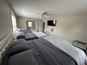 4 habitaciones, tabla de planchar con plancha y wifi gratis