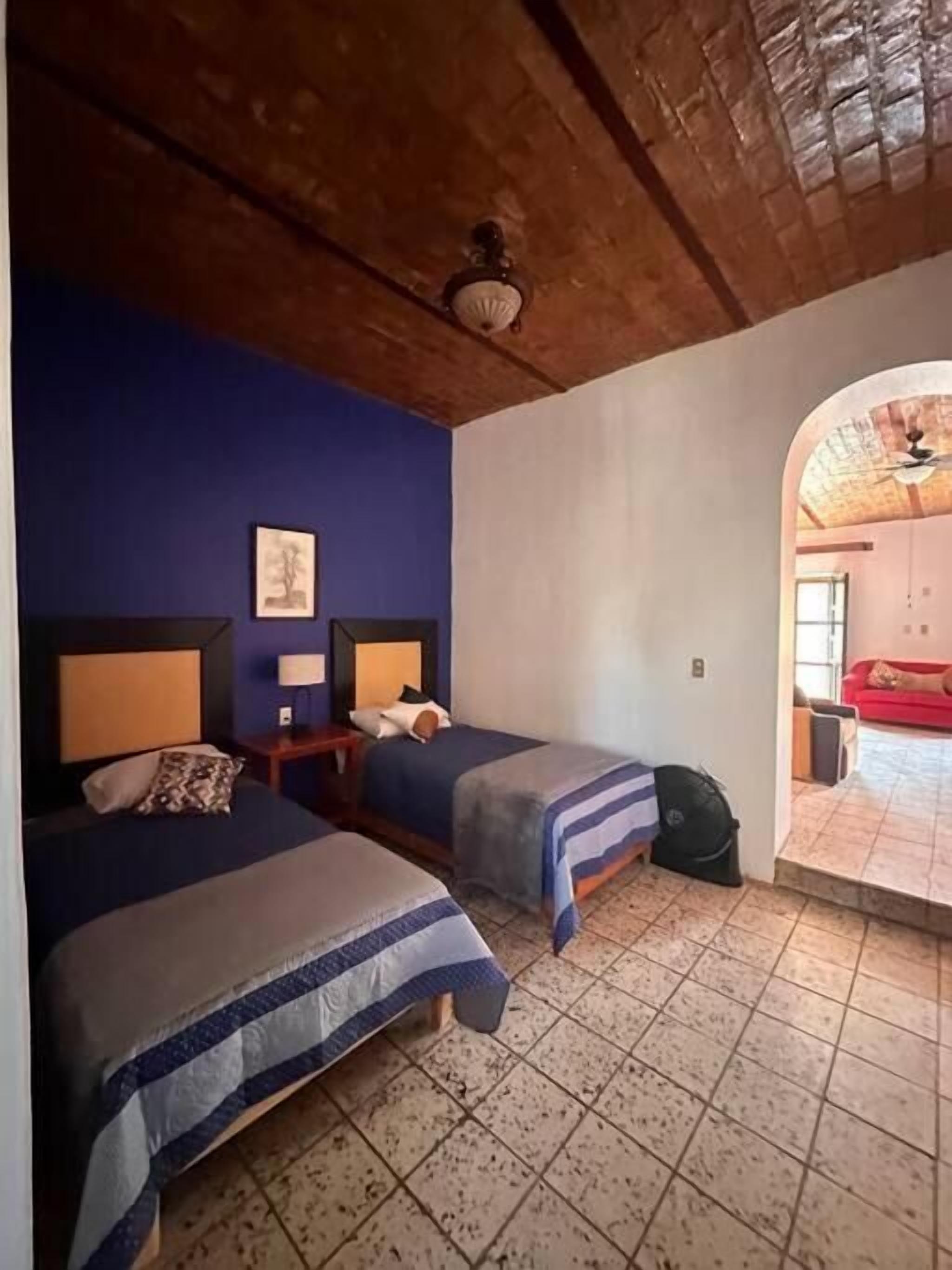 Apartament, balcó, vistes a la ciutat