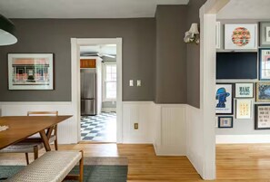 Dining - Sunny House, By The Beach, Minutes From Portland (South Portland)