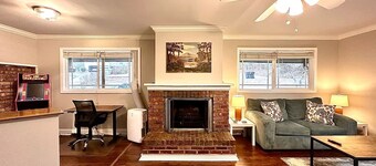 Stylish Modern Apt Near Northside Hospital