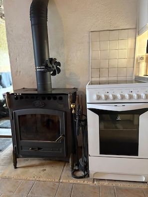 Fridge, microwave, oven, toaster