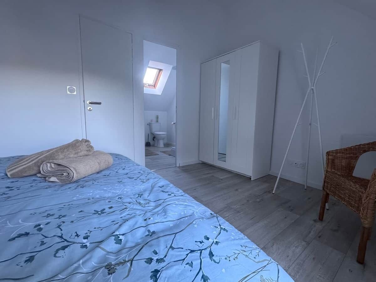 3 bedrooms, WiFi, bed sheets