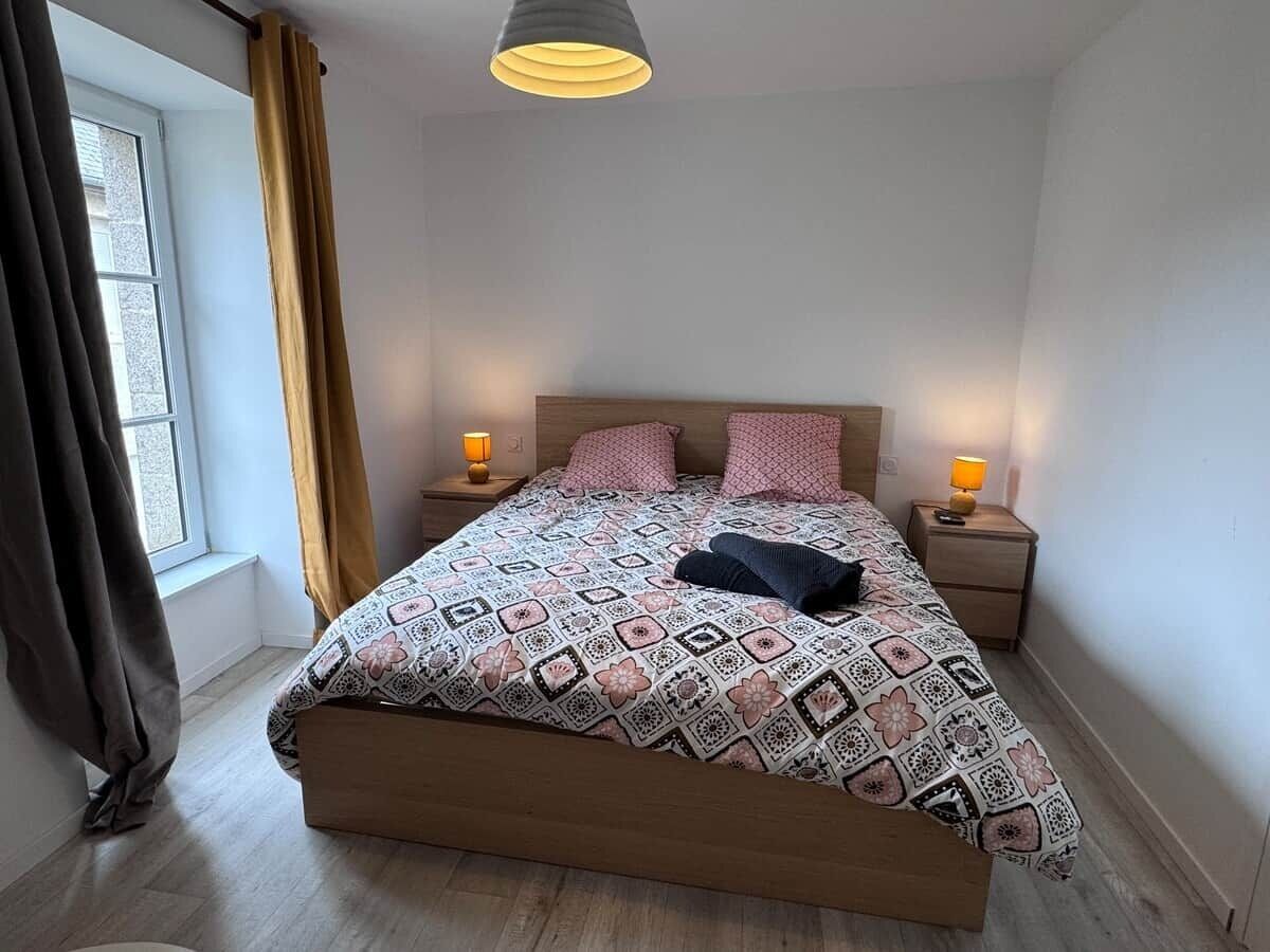 3 bedrooms, WiFi, bed sheets