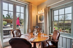 Restaurant - The Flower Pot Hotel (Henley-on-Thames)