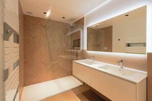 Hair dryer - Luxury villa with magnificent views in Mougins (Mougins)