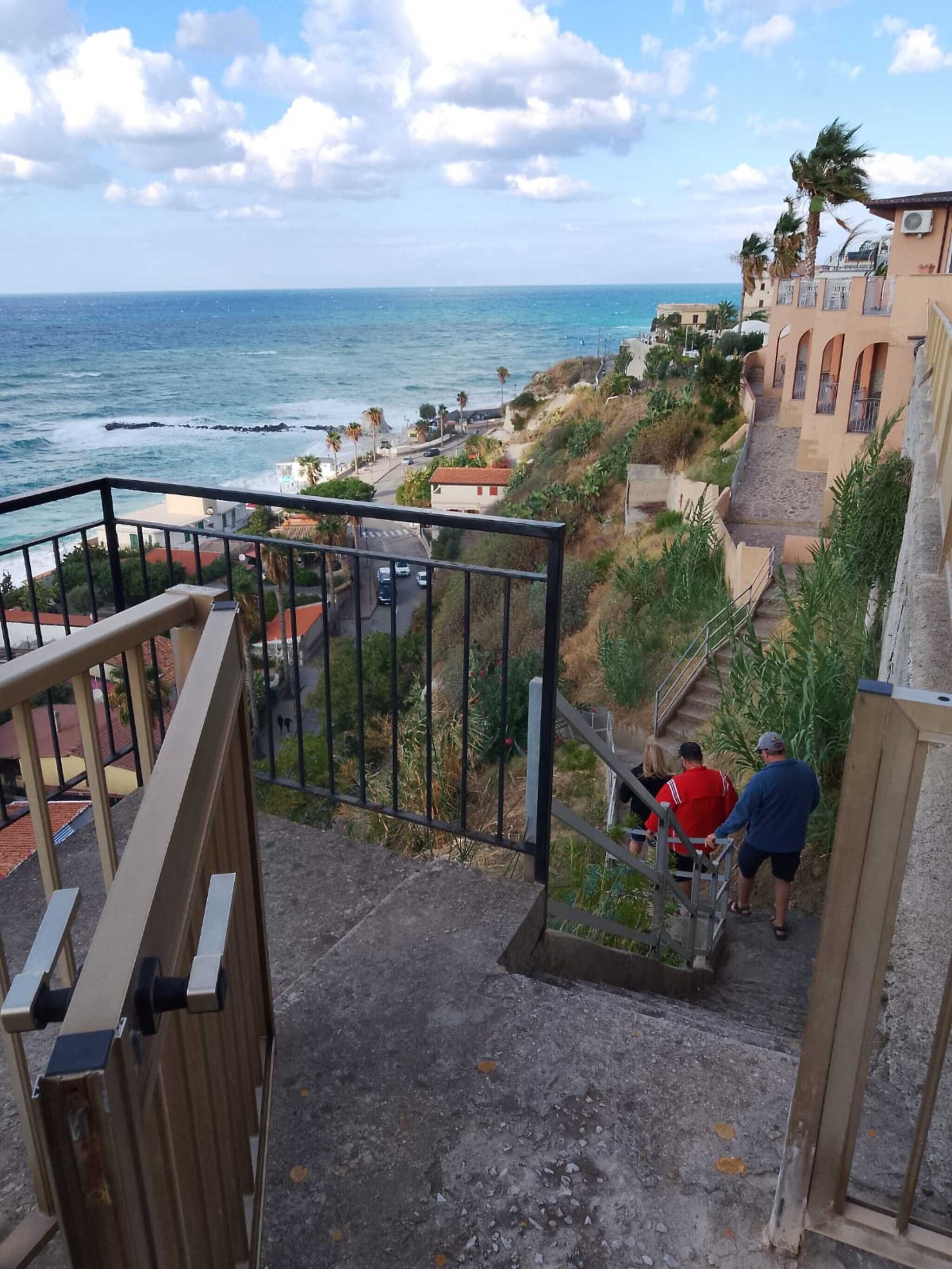 Comfort-Apartment, Balkon, Strandblick | Unterkunftsgelände