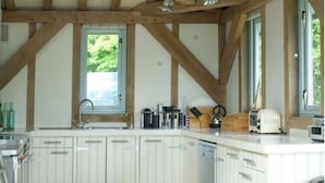 Unclassified image, 5 of 15, button - Tigh na Mara - Sleeps 4, Sea Views & Pet Friendly (Oban)