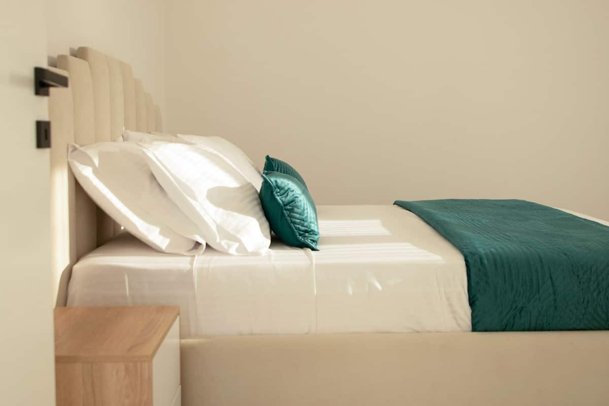 슈피리어 아파트, 발코니, 바다 전망