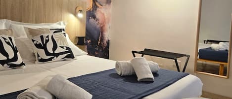2 Schlafzimmer, BĂŒgeleisen/BĂŒgelbrett, WLAN, BettwĂ€sche