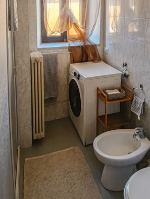 Hair dryer, towels