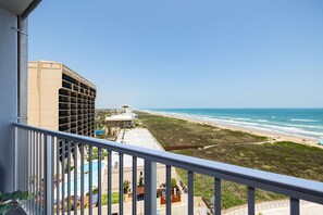 Property grounds - Beachfront Condo w/Pool, Hot-tub & Gym (South Padre Island)